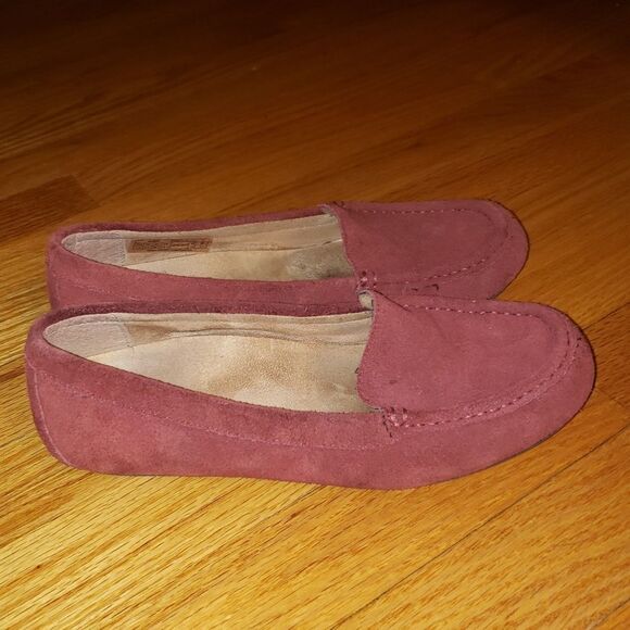 Vionic Debbie Burgandy leather Slip-On Flats - Picture 1 of 8